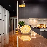 Mitaka - 3 Bedrooms And Terrace In Eixample Dreta