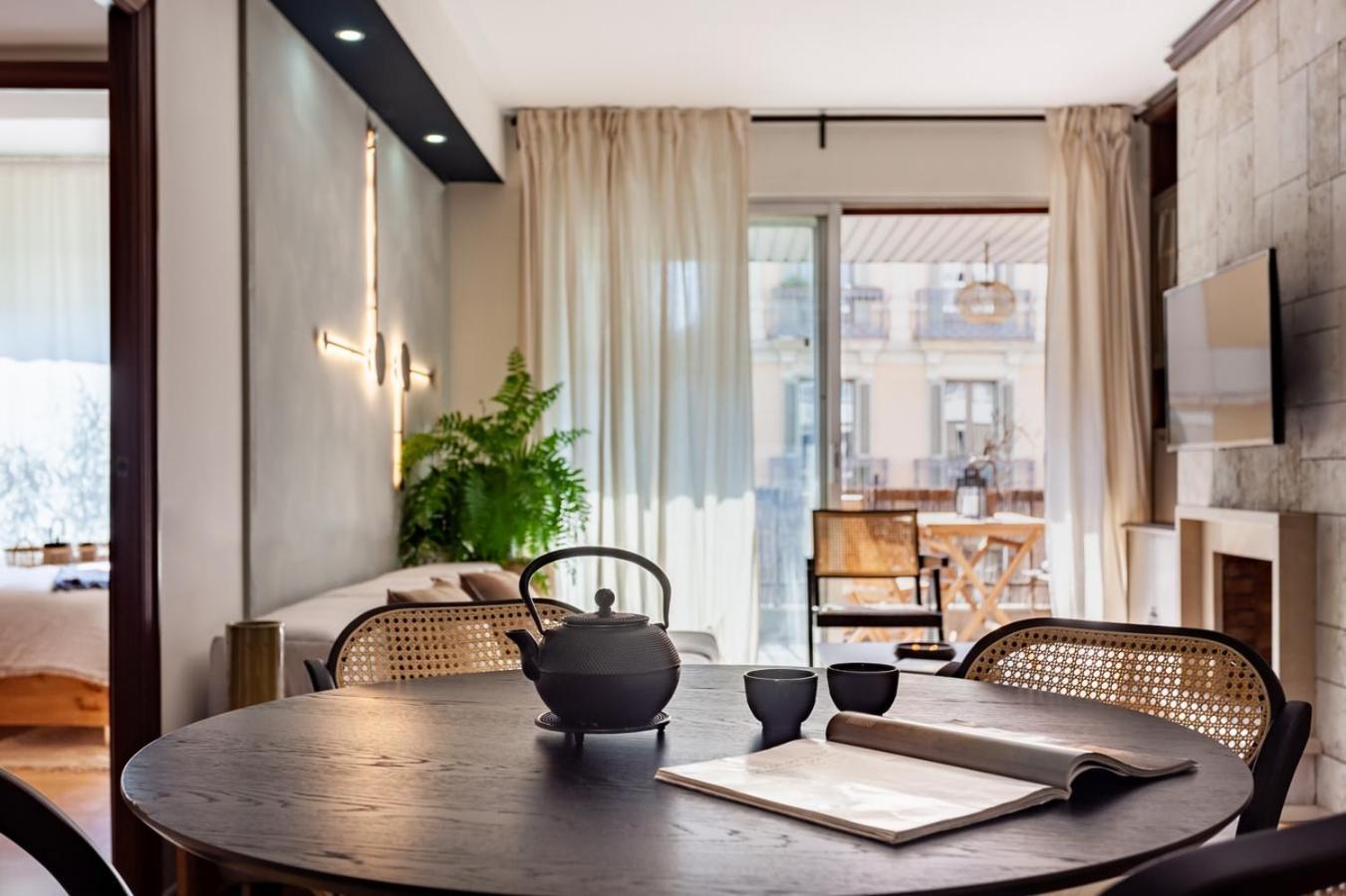 Mitaka - 3 Bedrooms And Terrace In Eixample Dreta Apartamento
